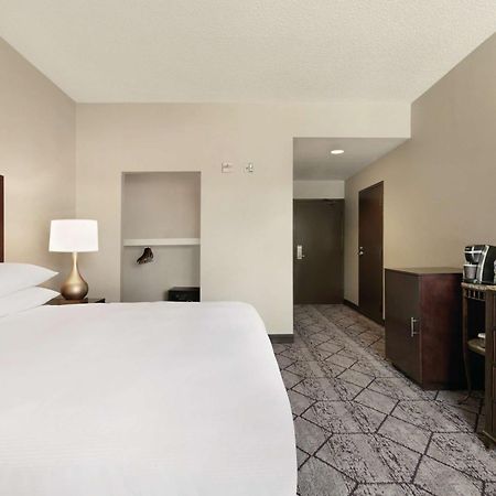 Doubletree By Hilton Atlanta Northeast/Northlake Tucker Exterior foto
